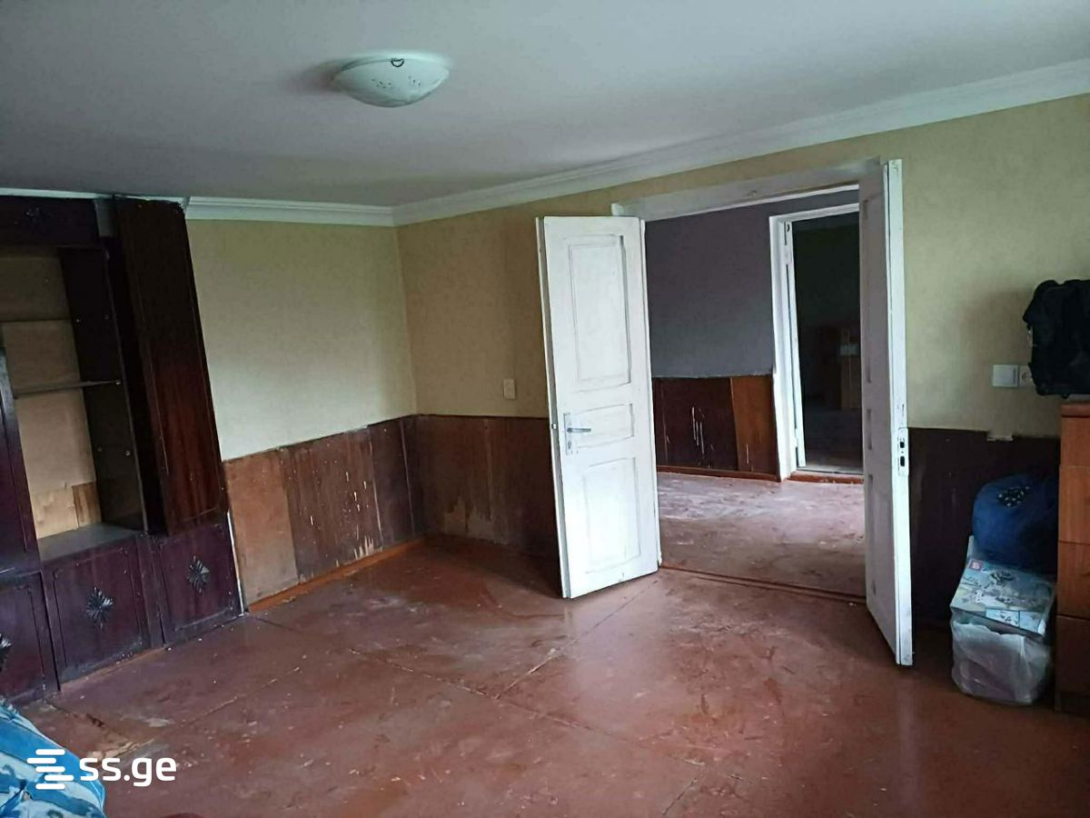 3 Room Private House For Rent. Khashuri view 8