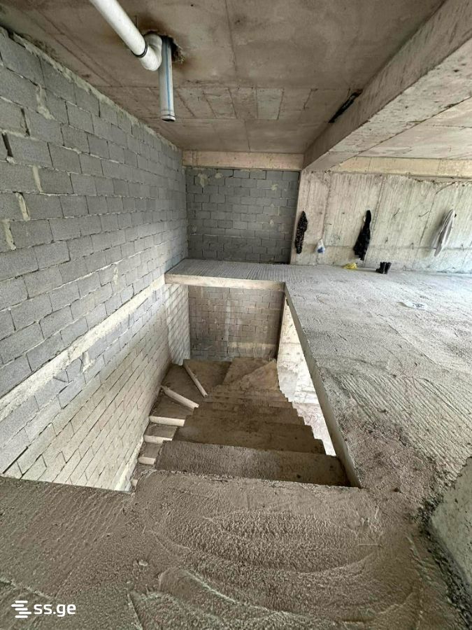 Commercial Space For Rent. Chugureti view 6