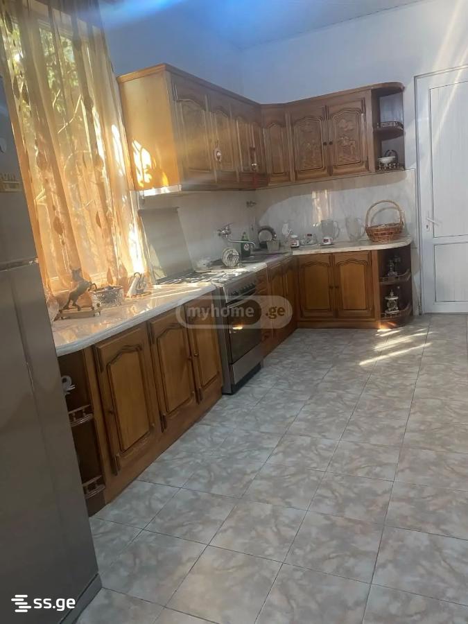 4 Room Flat For Sale view 3