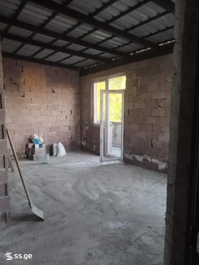 Продажа 2-комната Квартира view 1