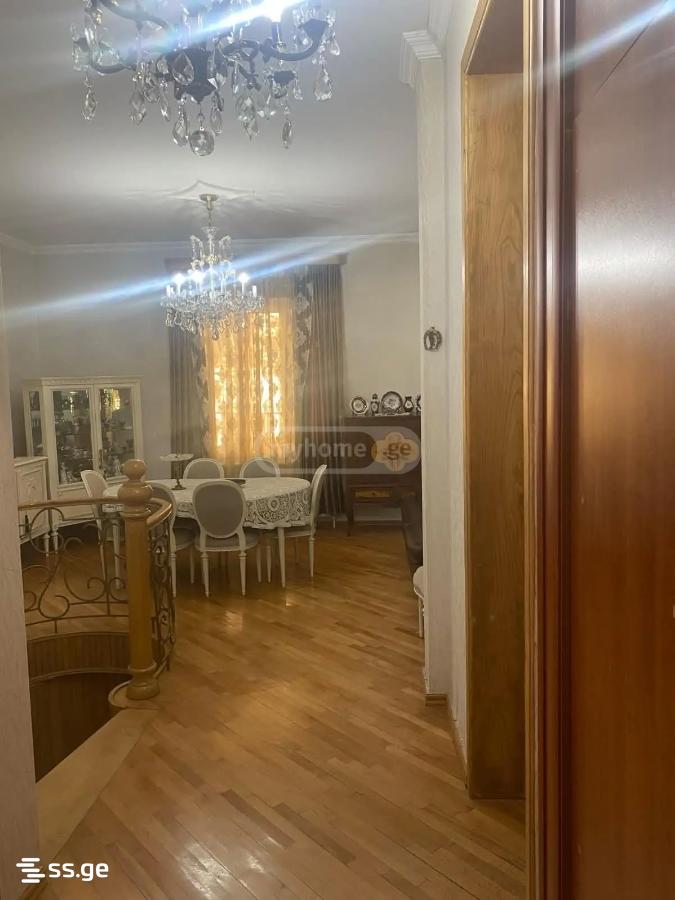 4 Room Flat For Sale, 1 of 4