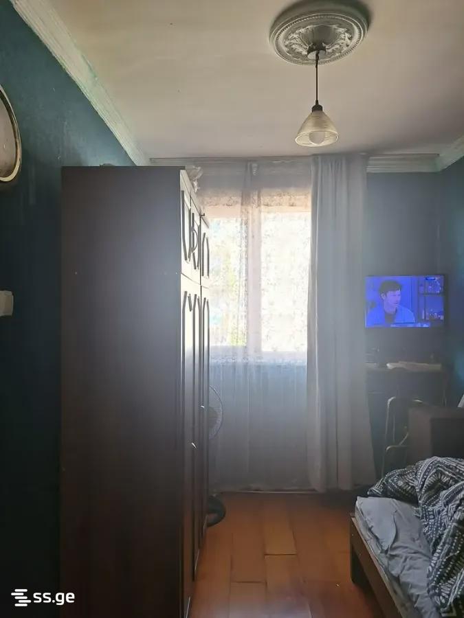 3 Room Flat For Sale