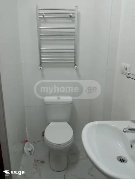 18 Room Hotel For Sale view 5