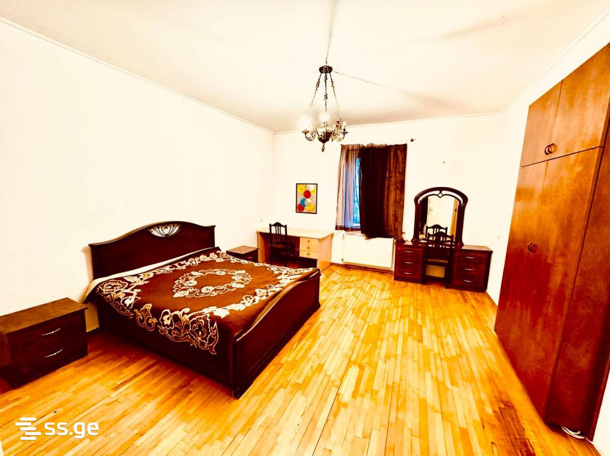 4 Room Private House For Rent. Vake view 4
