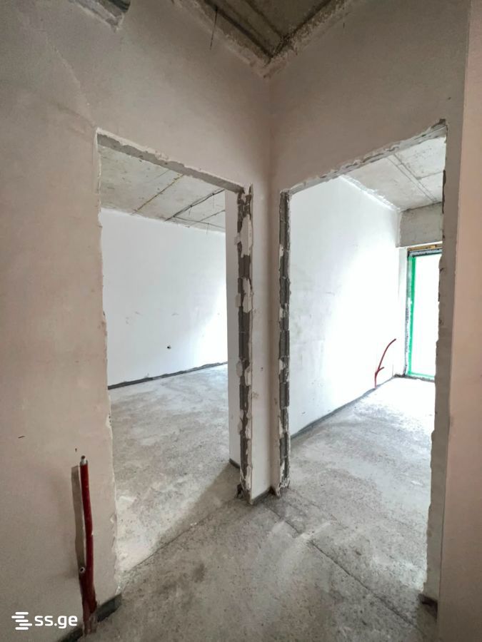 3 room Flat For Sale. Mesame masivi - Widok 2