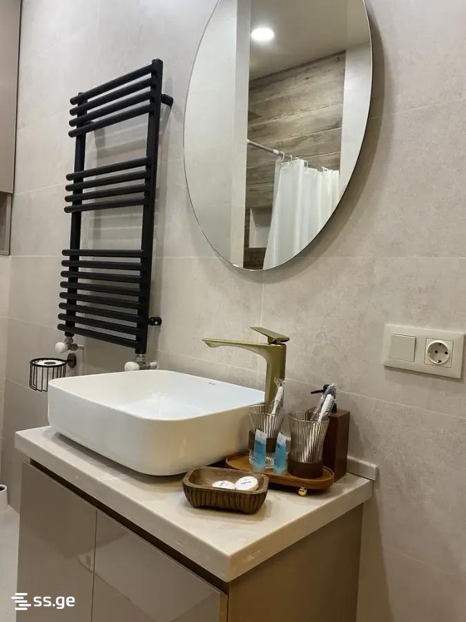 2 Room Flat Daily Rent. Mukhiani view 5