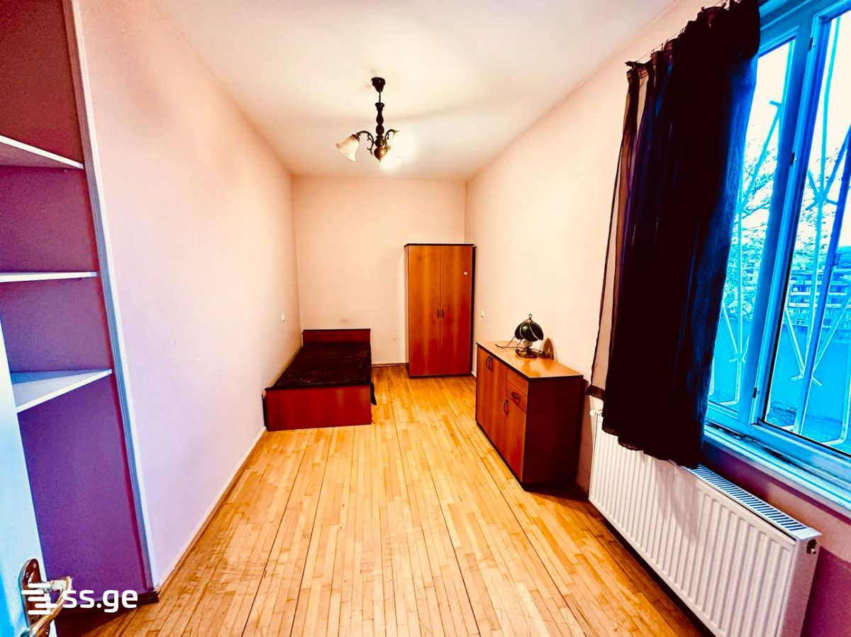 4 Room Private House For Rent. Vake view 7