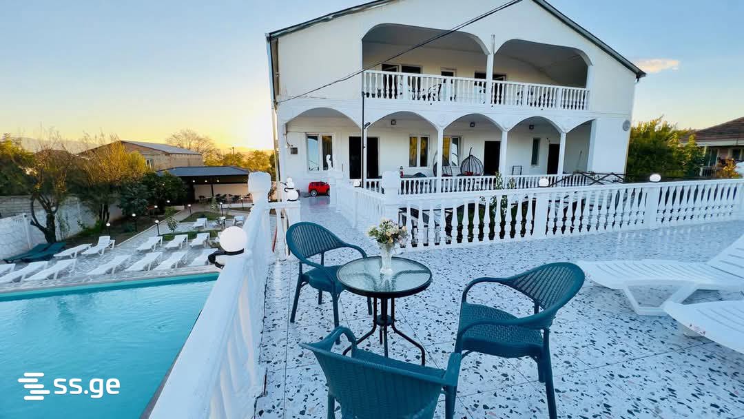 Summer Cottage Daily Rent. Mtskheta, 1 of 4