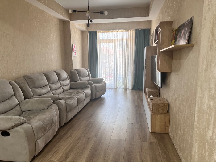 https://static.ss.ge/20260611/8_80850c3d-52db-43db-a060-6a99c76e7bae_Thumb.jpg