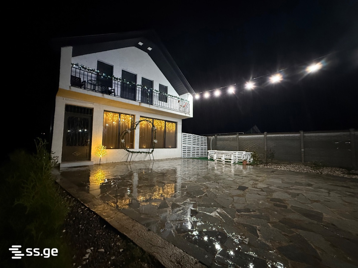 8 Room Private House Daily Rent. Kutaisi view 2