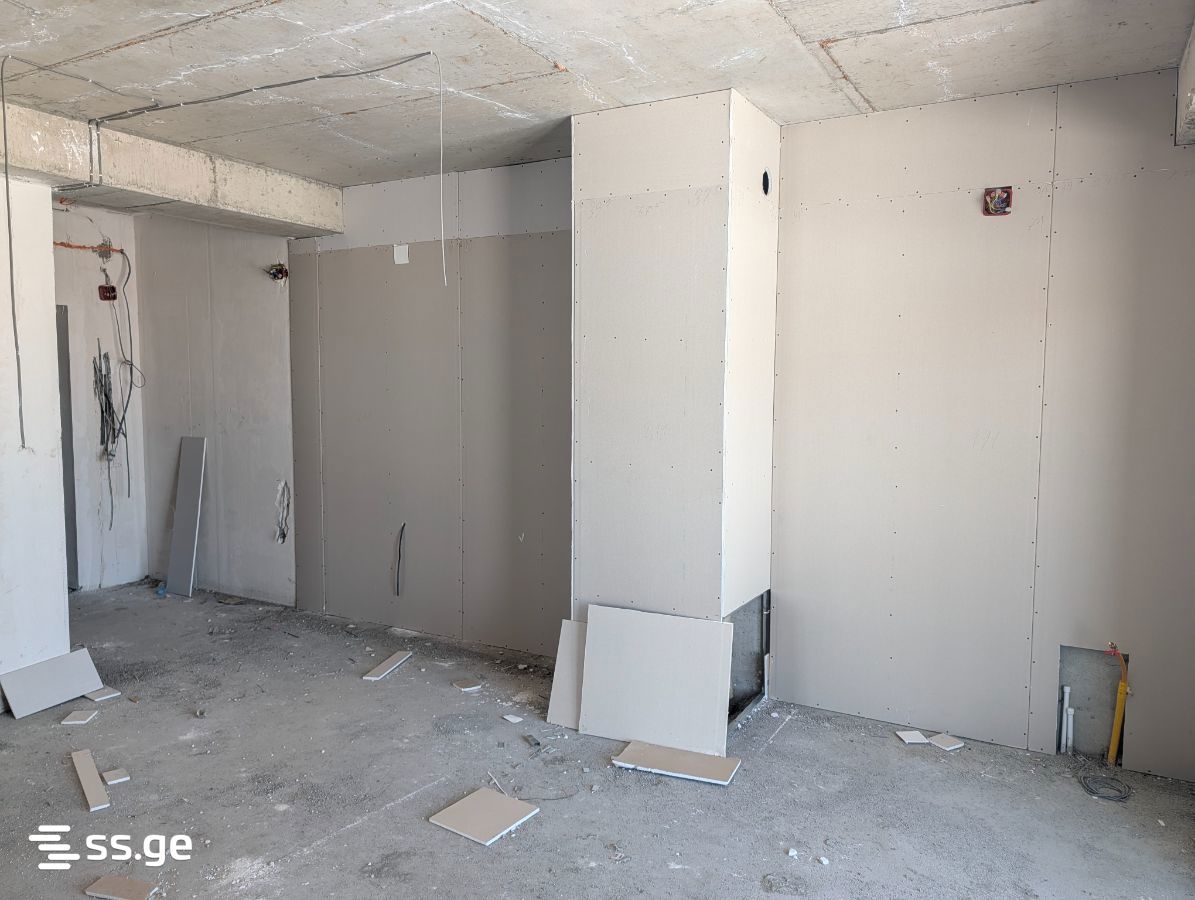 3 Room Flat For Sale, 3 of 4