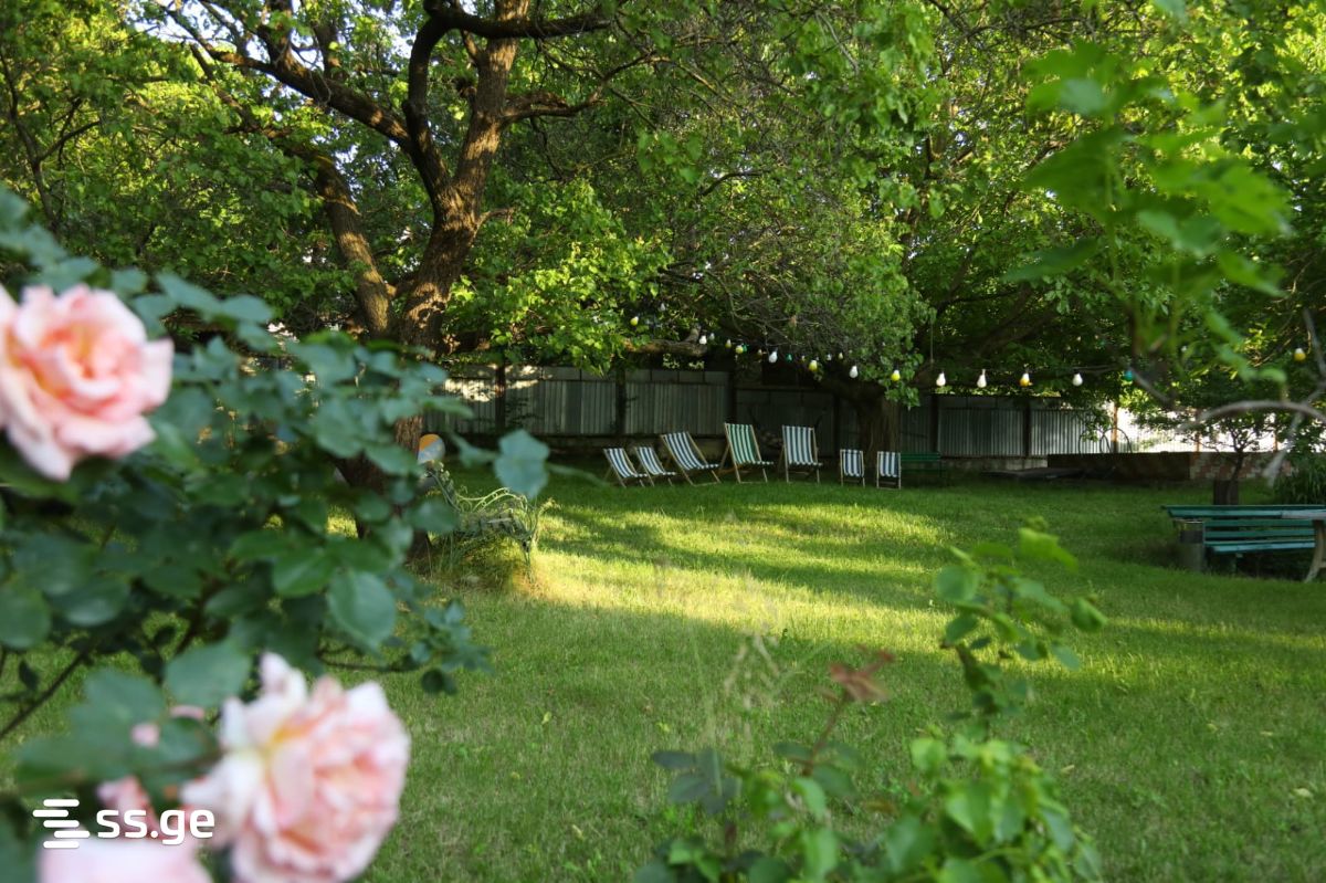 6 Room Summer Cottage For Rent. Saguramo view 3