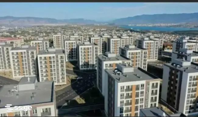 Продажа 4-комната Квартира view 6