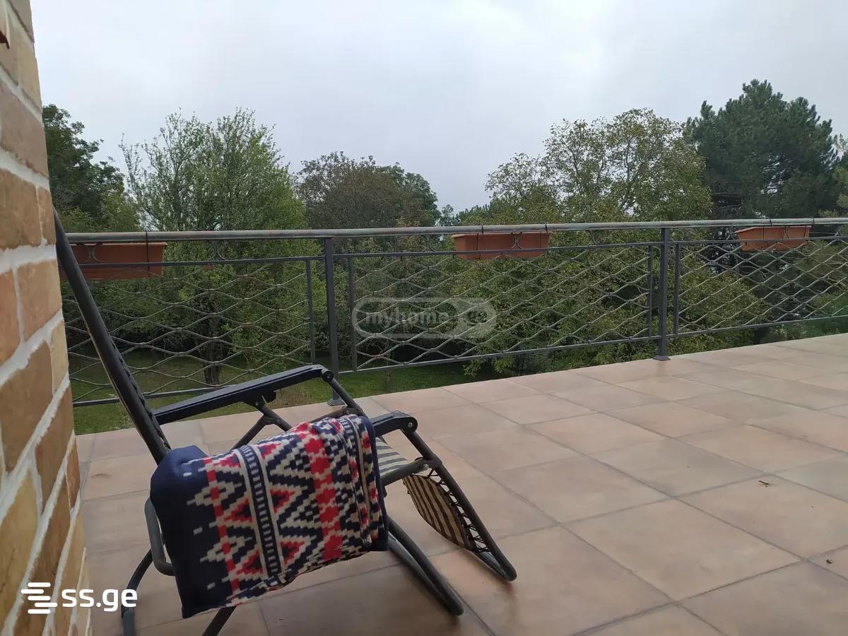 7 Room Summer Cottage For Rent. Mtatsminda view 13
