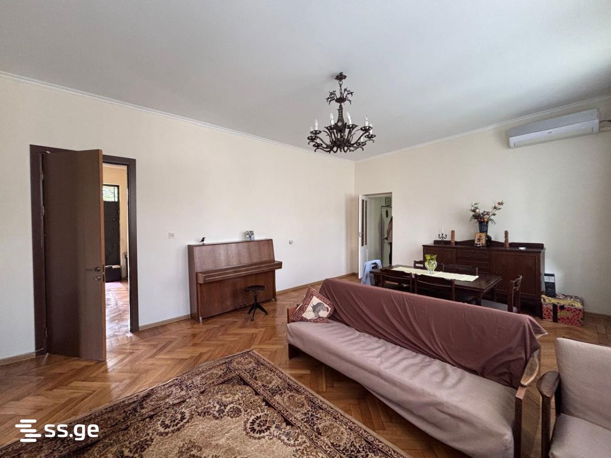 7 Room Summer Cottage For Sale view 7