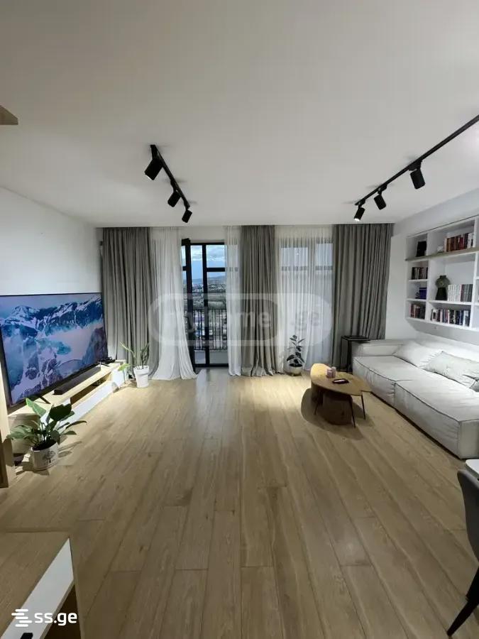 3 Room Flat For Sale, 1 of 4