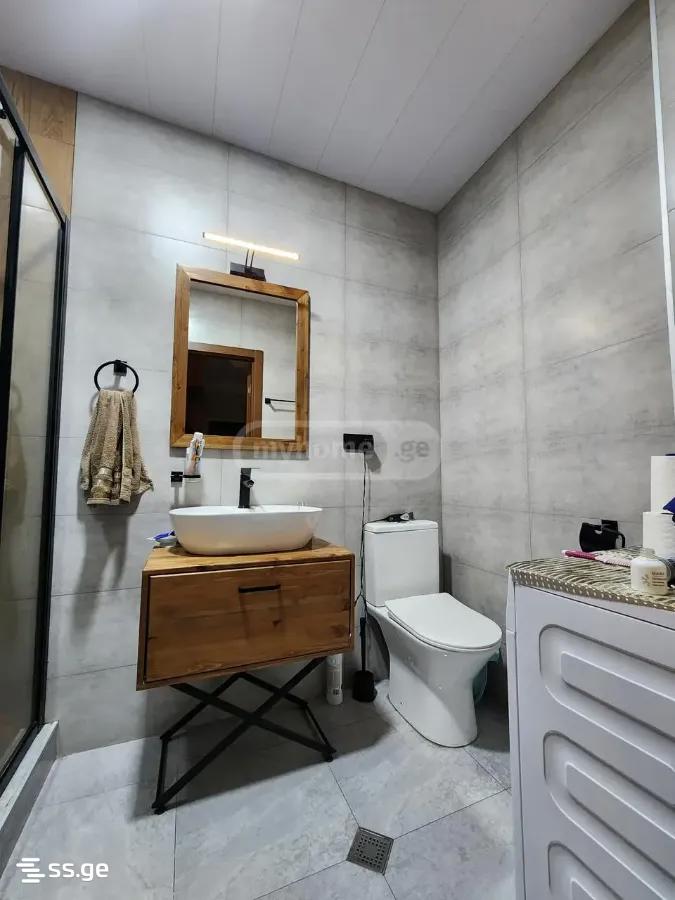 3 Room Flat For Sale, 2 of 4