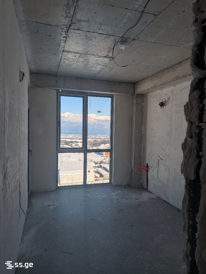 3 Room Flat For Sale view 5