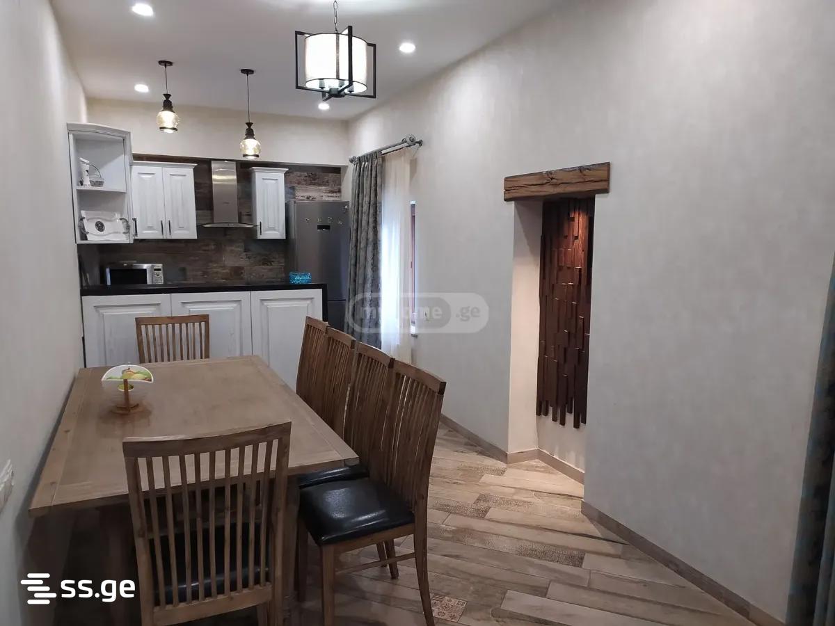 7 Room Summer Cottage For Rent. Mtatsminda view 14