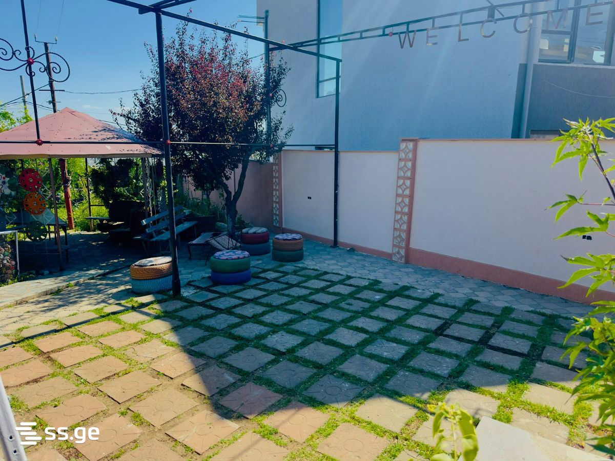 4 Room Private House Daily Rent. Varketili view 3