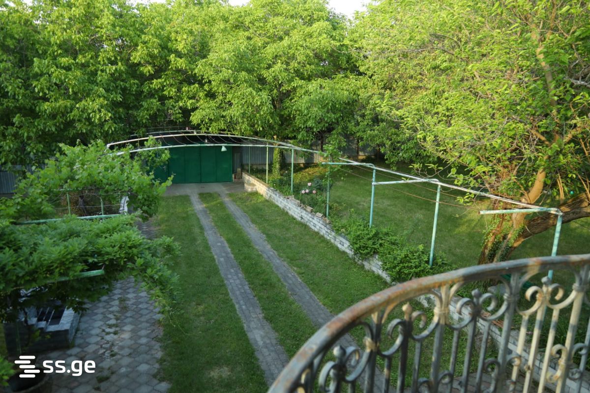 6 Room Summer Cottage For Rent. Saguramo view 2