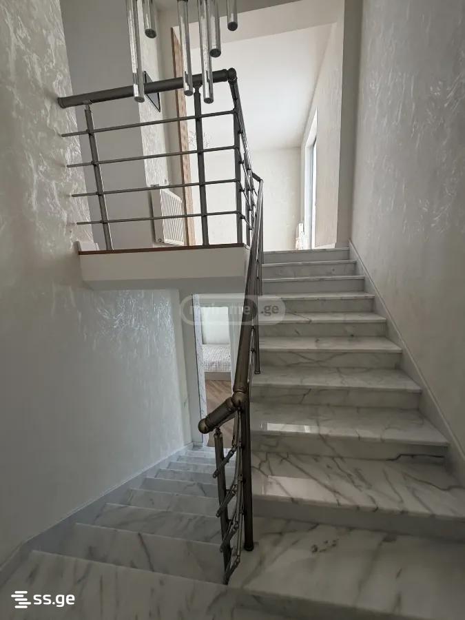10 Room Private House For Rent. Varketili, 6 of 12