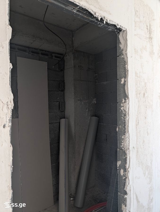 3 Room Flat For Sale