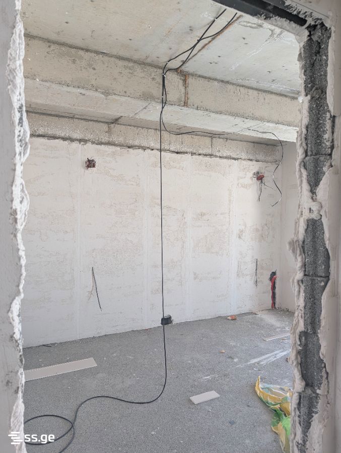 3 Room Flat For Sale view 4