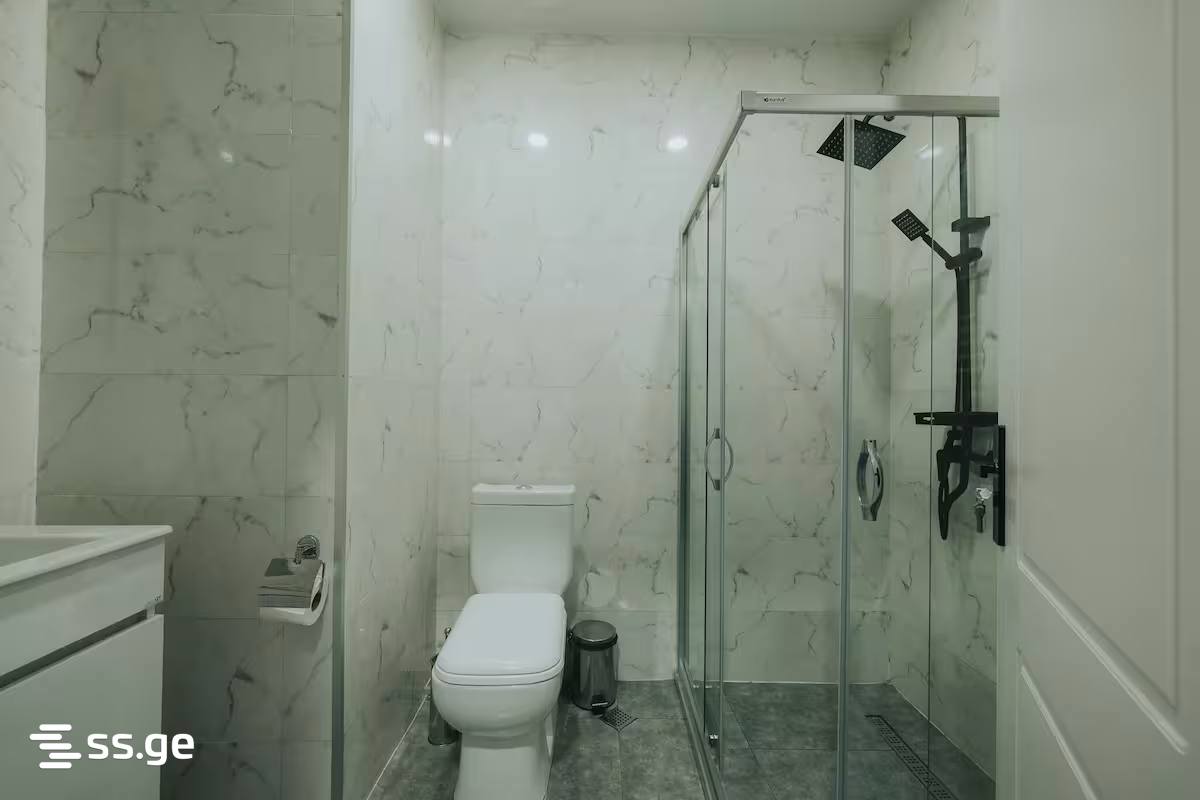 1 Room Hotel For Rent. Batumi view 7