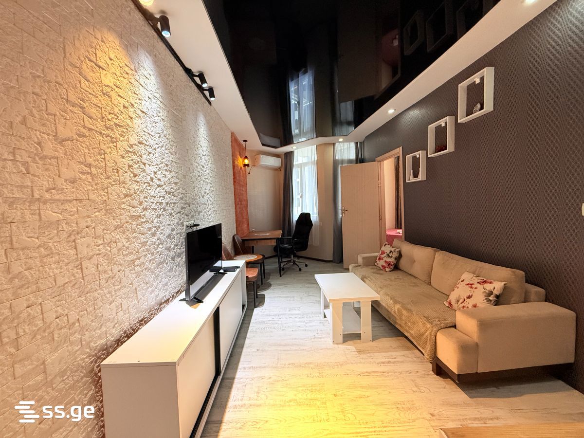 2 room Flat Daily rent. Batumi - Bild 4