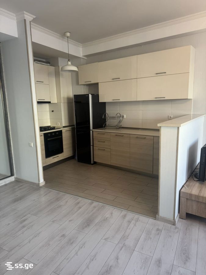 3 room Flat For Rent. Vera - Vista 5