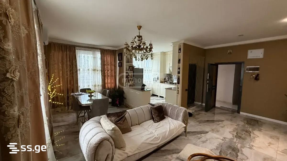 Продажа 4-комната Квартира view 5