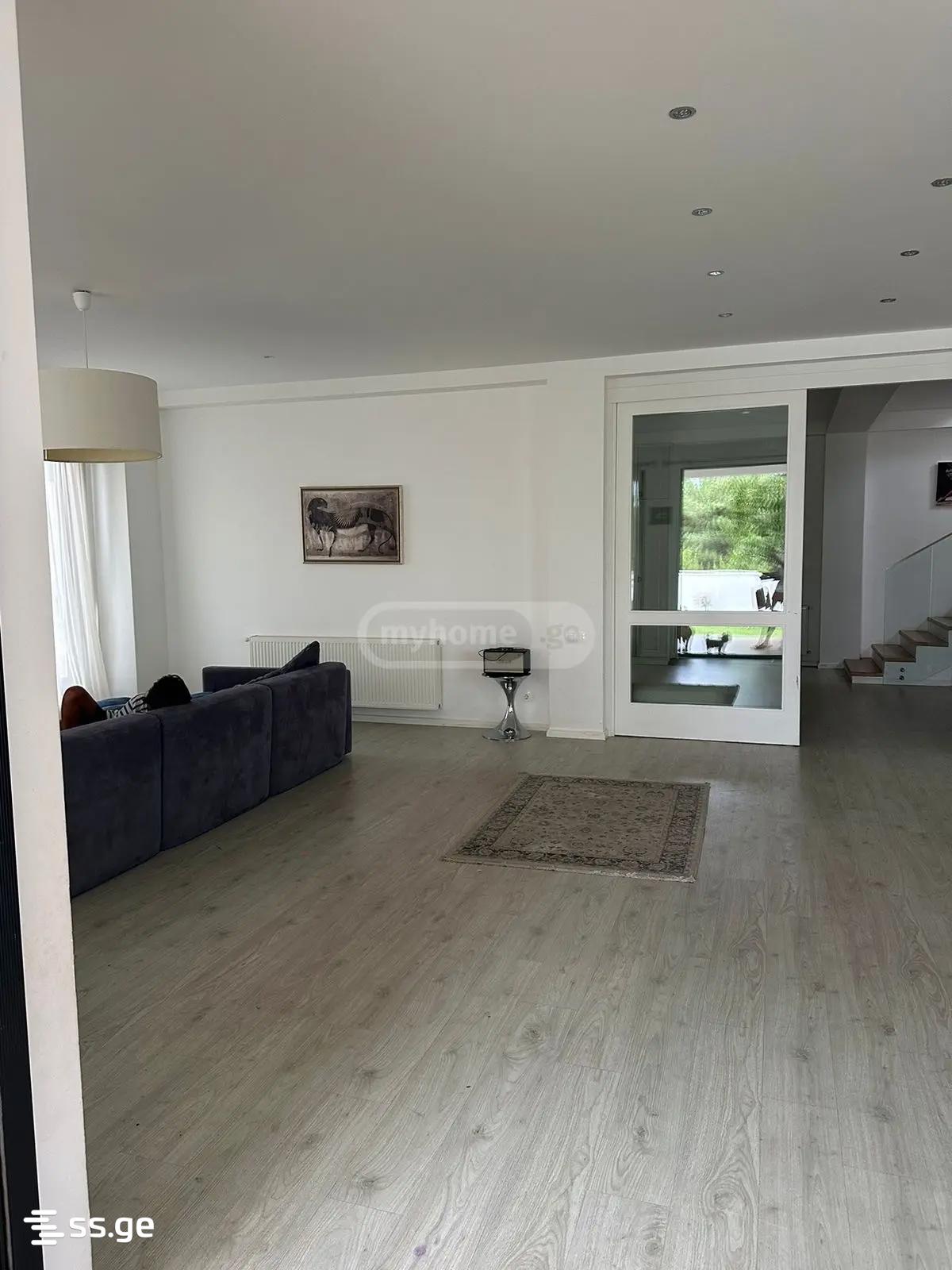 4 Room Summer Cottage For Sale view 6