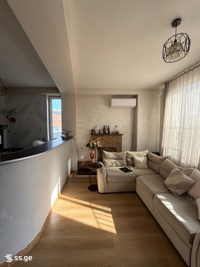 2 room Flat For Sale. Saburtalo - Ansicht 2