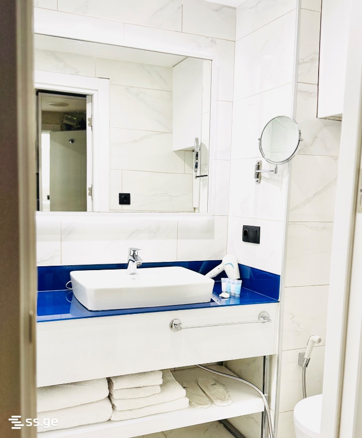 2 room Flat Daily rent. Batumi - Meer