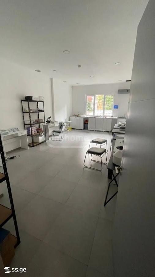 Commercial Space For Sale. Batumi, 3 of 4