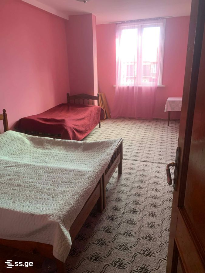 3 Room Flat For Sale view 3