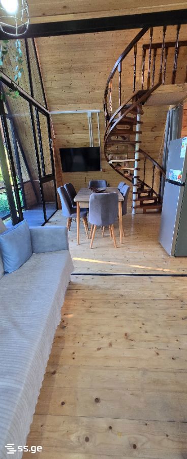 3 Room Summer Cottage For Rent. Batumi, 2 of 4