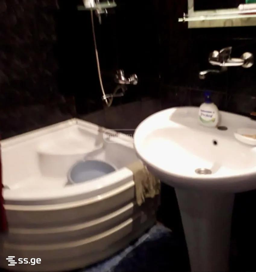 4 Room Flat For Rent. Chugureti view 6
