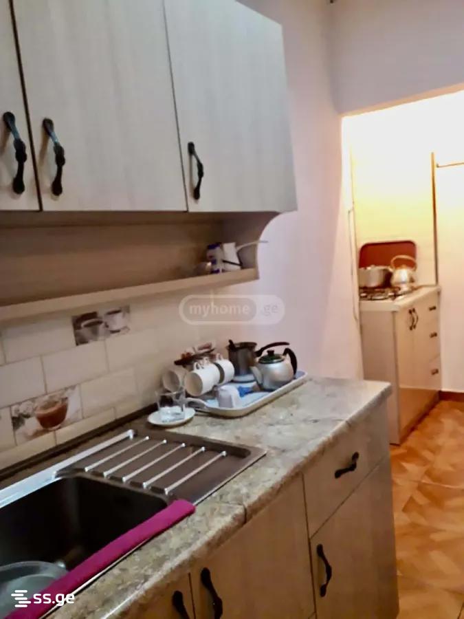 4 Room Flat For Rent. Chugureti view 5