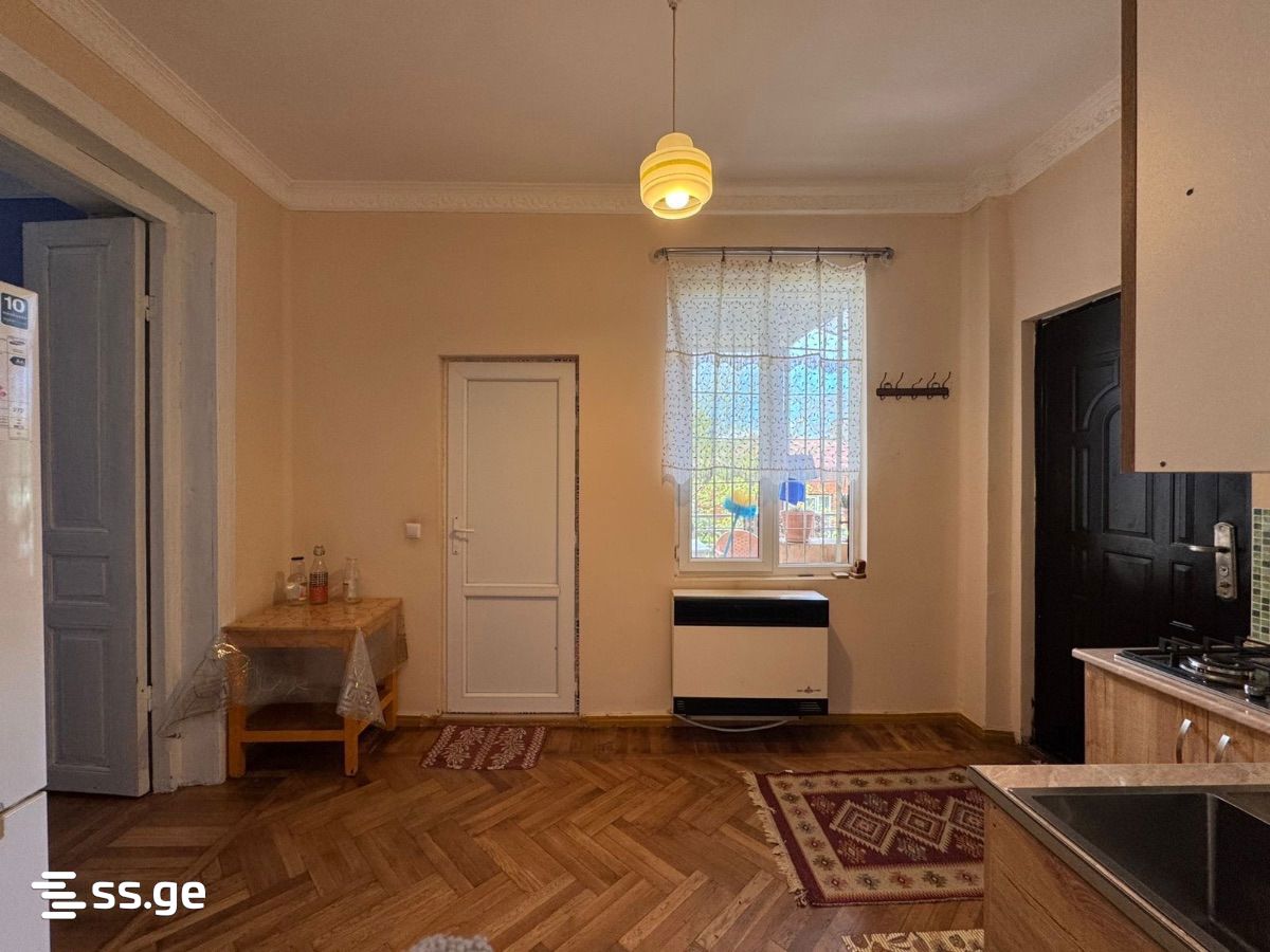 3 Room Private House For Rent. Kutaisi view 9