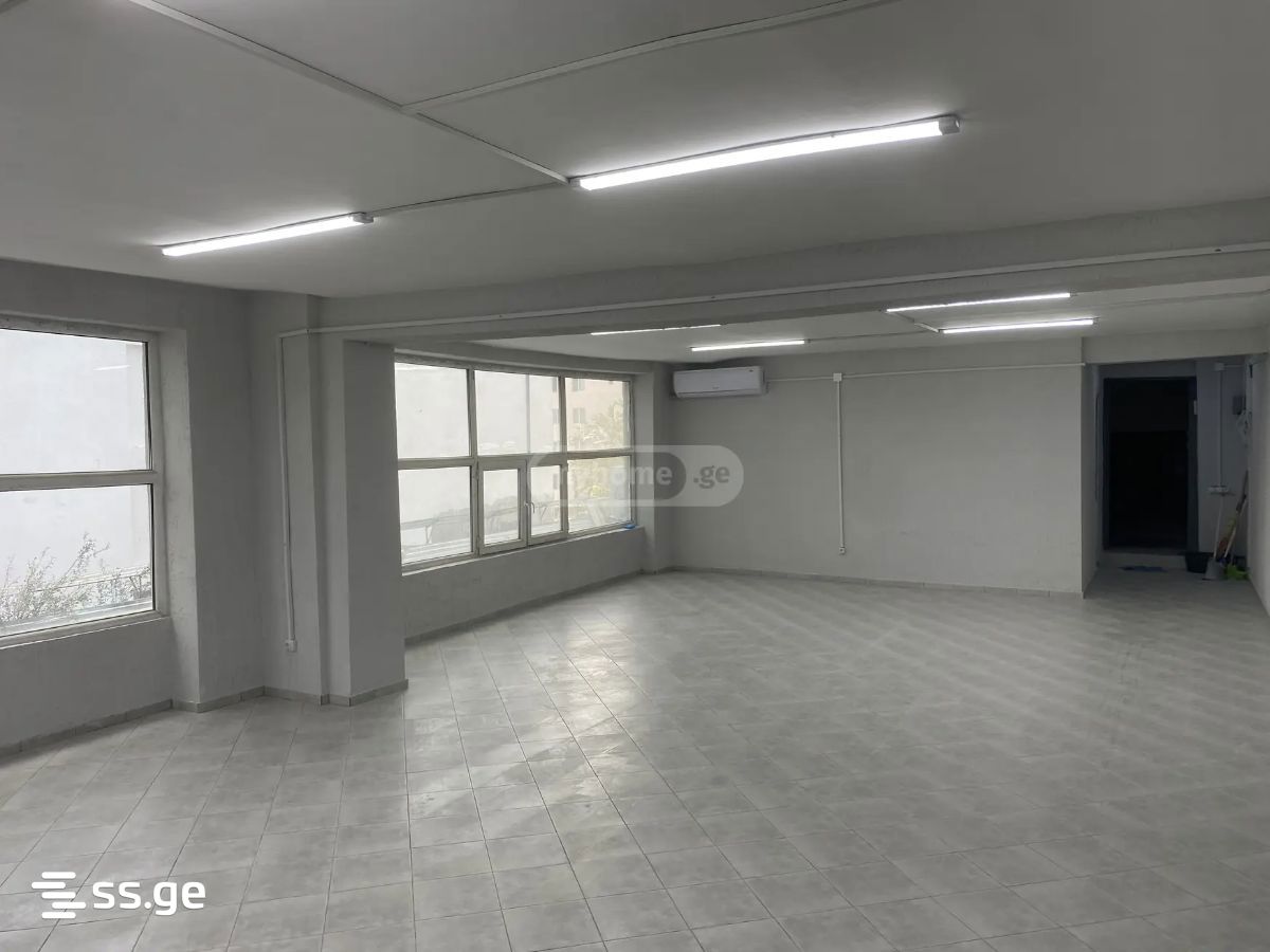 Store-Industrial Property For Rent. Varketili, 3 of 4