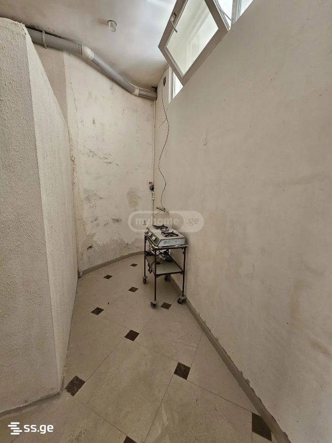 Store-Industrial Property For Rent. Gldani view 1