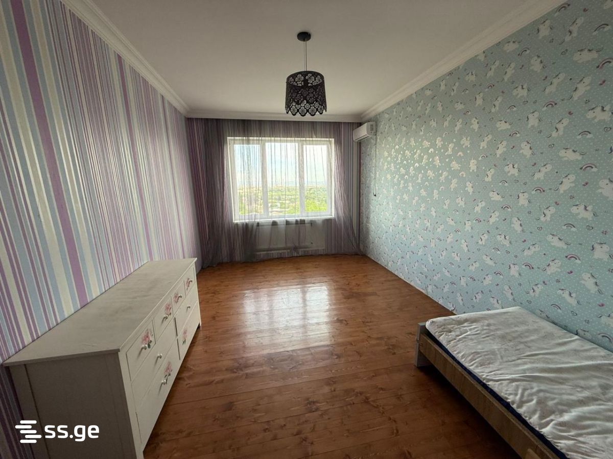 7 Room Private House For Rent. Rustavi view 3