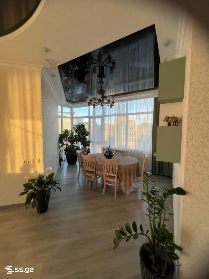 3 room Flat Daily rent. Batumi - Bild 4