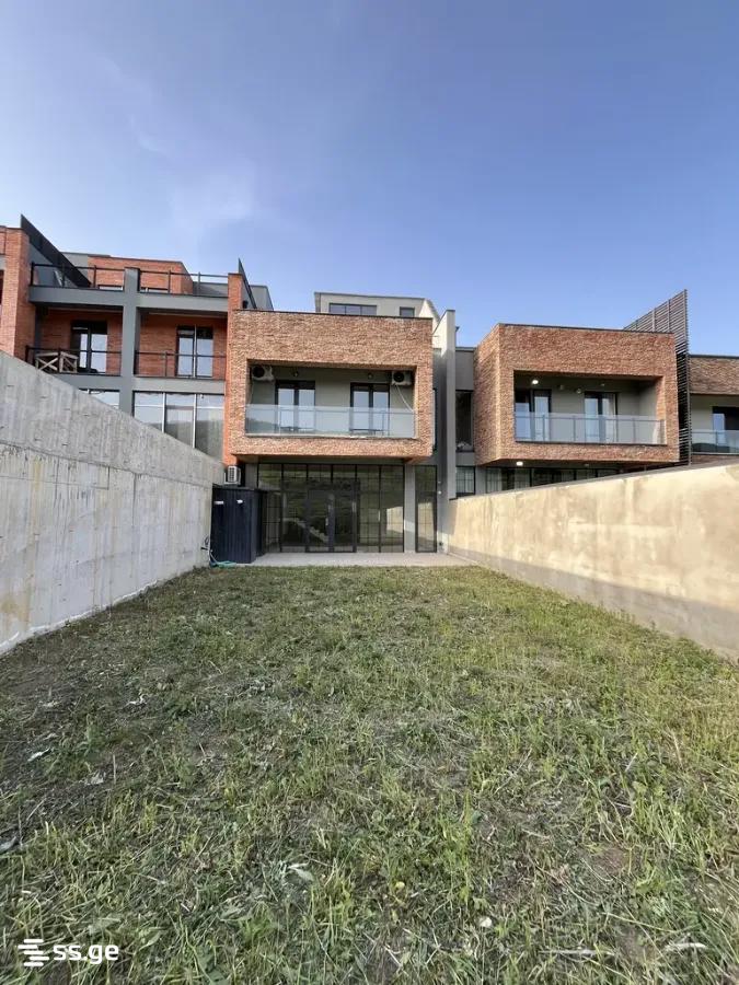 6 Room Private House For Rent. Saburtalo, 2 of 12