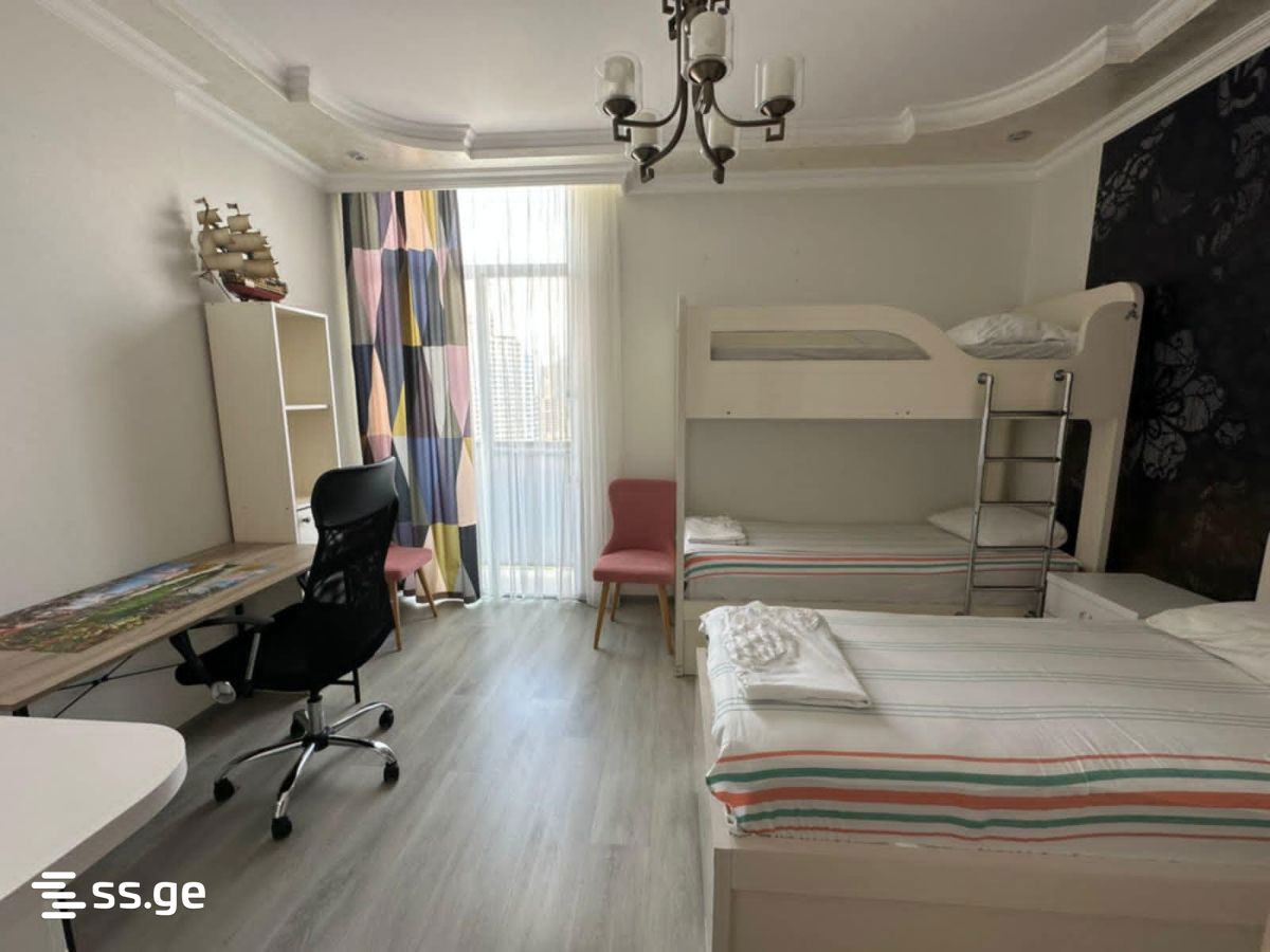 3 room Flat Daily rent. Batumi - Bild 3