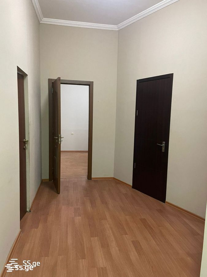 Commercial Space For Rent. Chugureti view 11