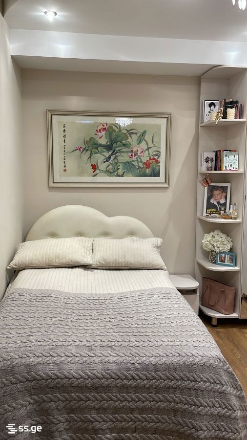 4 Room Flat For Sale view 3