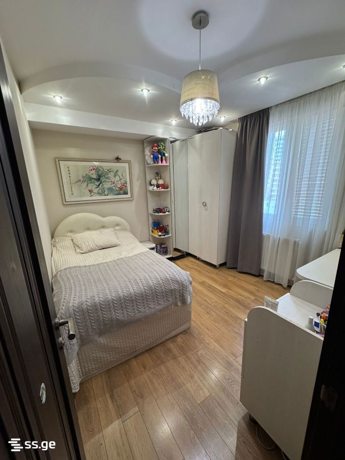 4 Room Flat For Sale view 5
